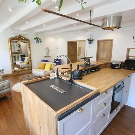 Le Cocon Aux Portes De La Place Stanislas Nancy